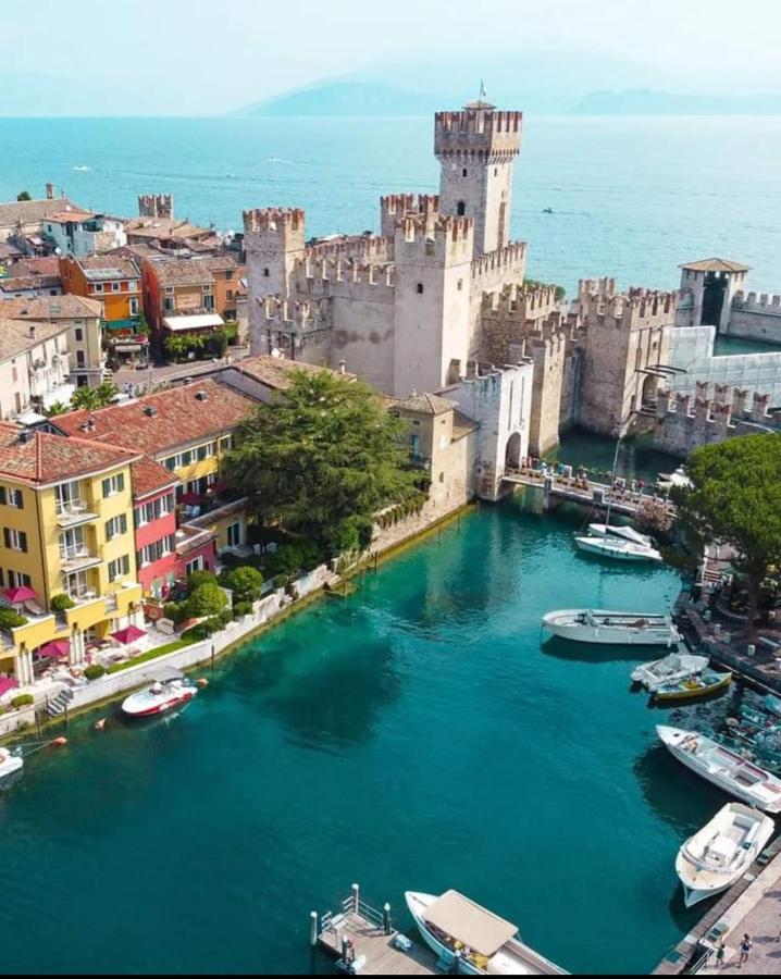 Home La Rosa Del Garda เปสเคียรา เดล การ์ดา ภายนอก รูปภาพ
