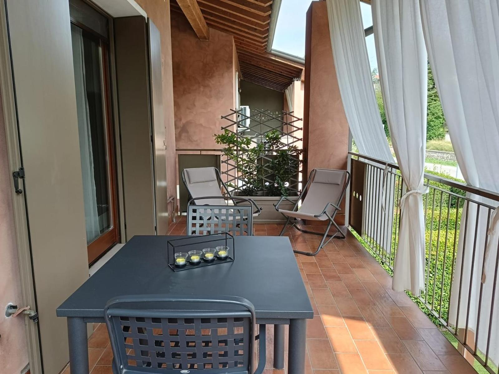 Home La Rosa Del Garda เปสเคียรา เดล การ์ดา ภายนอก รูปภาพ